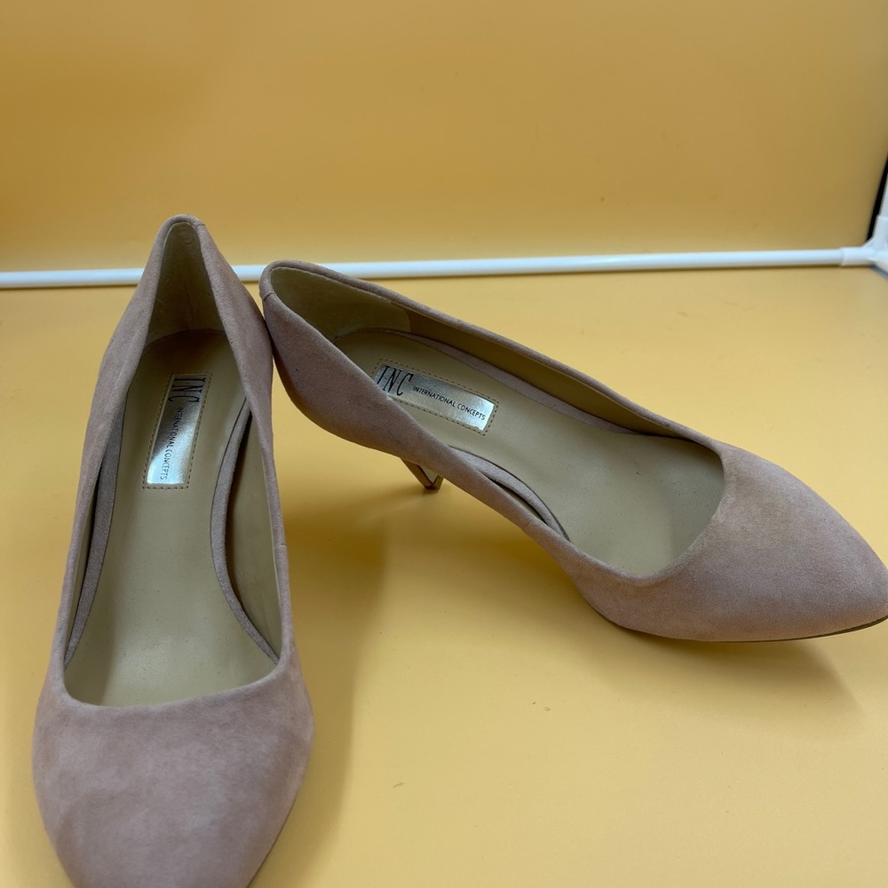 Pink heels